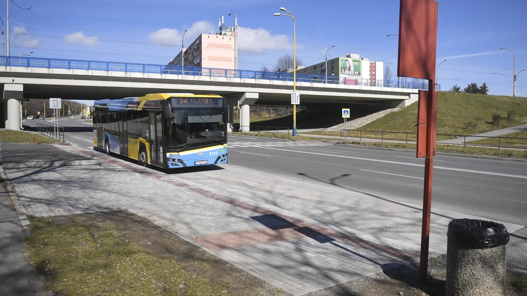 Cestujúci košickou mestskou hromadnou dopravou si od júna tohto roka priplatia.