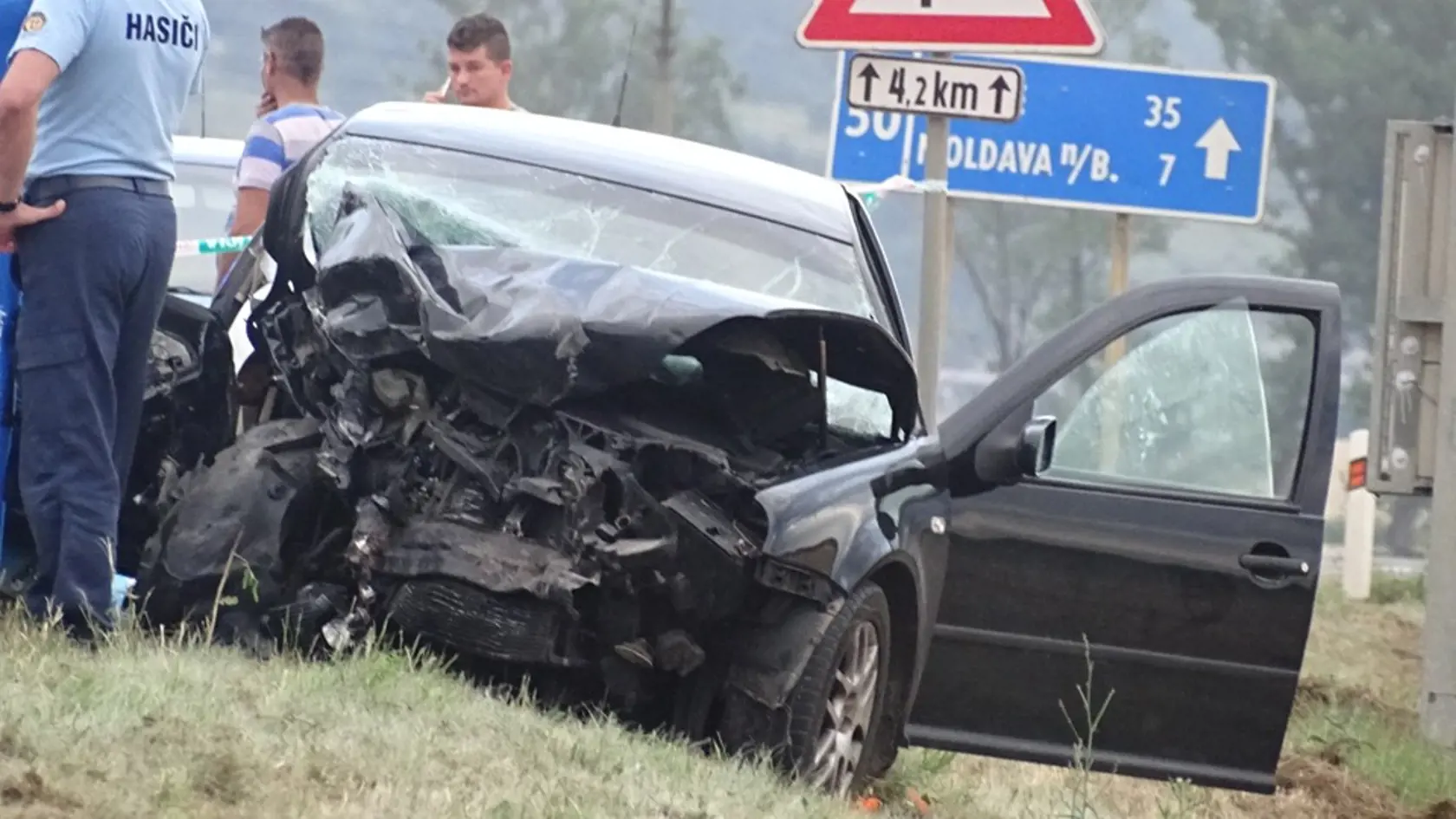 V oboch autách vyhasli po dva ľudské životy.