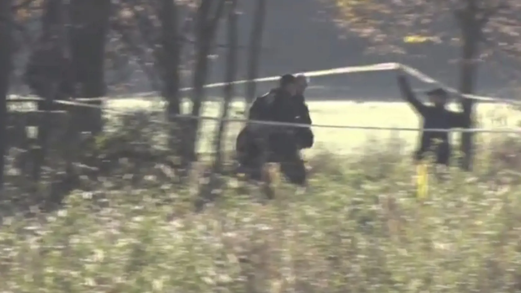 Po vyčíňaní sa dal chlapec na útek, no ďaleko nezašiel. Polícia ho chytila iba 500 metrov od školy na neďalekom poli.