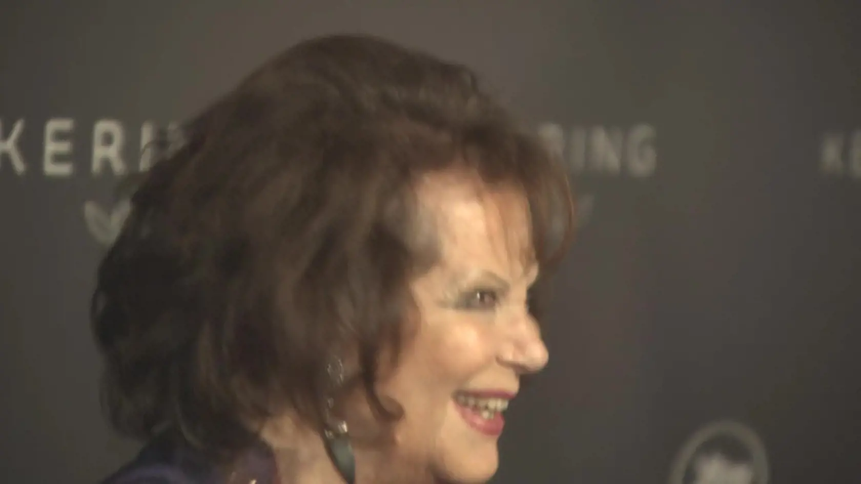 Neskrotná Claudia Cardinale (85) patrí medzi najatraktívnejšie a najznámejšie herečky sveta, je považovaná za sexsymbol minulého storočia. Za slávu však zaplatila krutú daň. Vzdala sa pre ňu slobody i možnosti vychovávať svojho syna.
