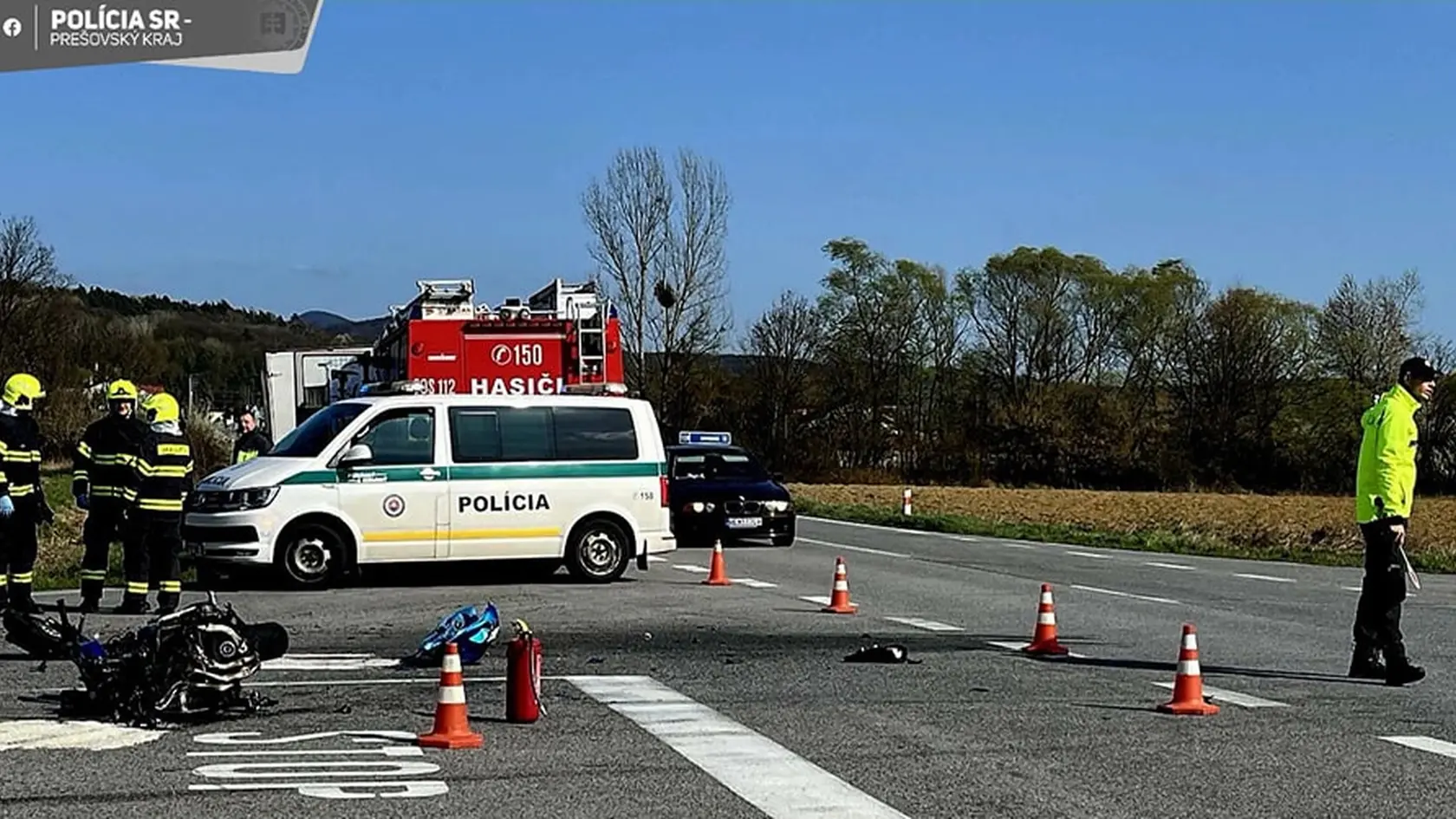 Vodič nákladného vozidla bol podľa polície na mieste podrobený dychovej skúške, výsledok bol negatívny.