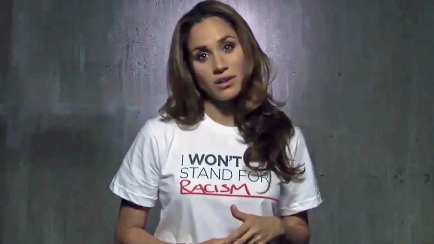 Meghan Markle odhalila svoje skúsenosti s rasizmom v osem rokov starom videu z roku 2012, ktoré sa znovu objavilo v súvislosti so smrťou George Floyda.