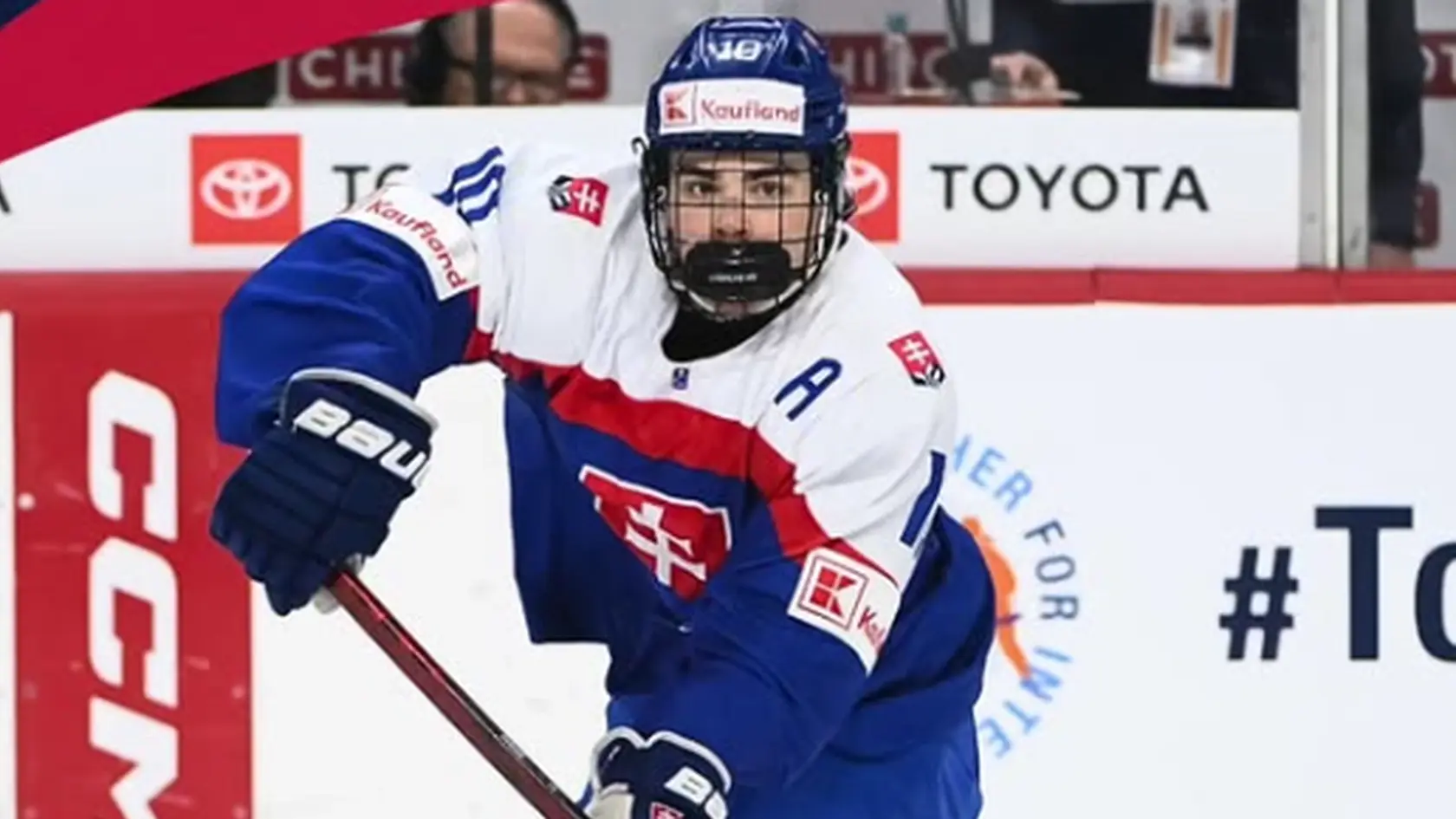 Slovenský hokejový útočník Michal Svrček bol draftovaný do Detroitu Red Wings.