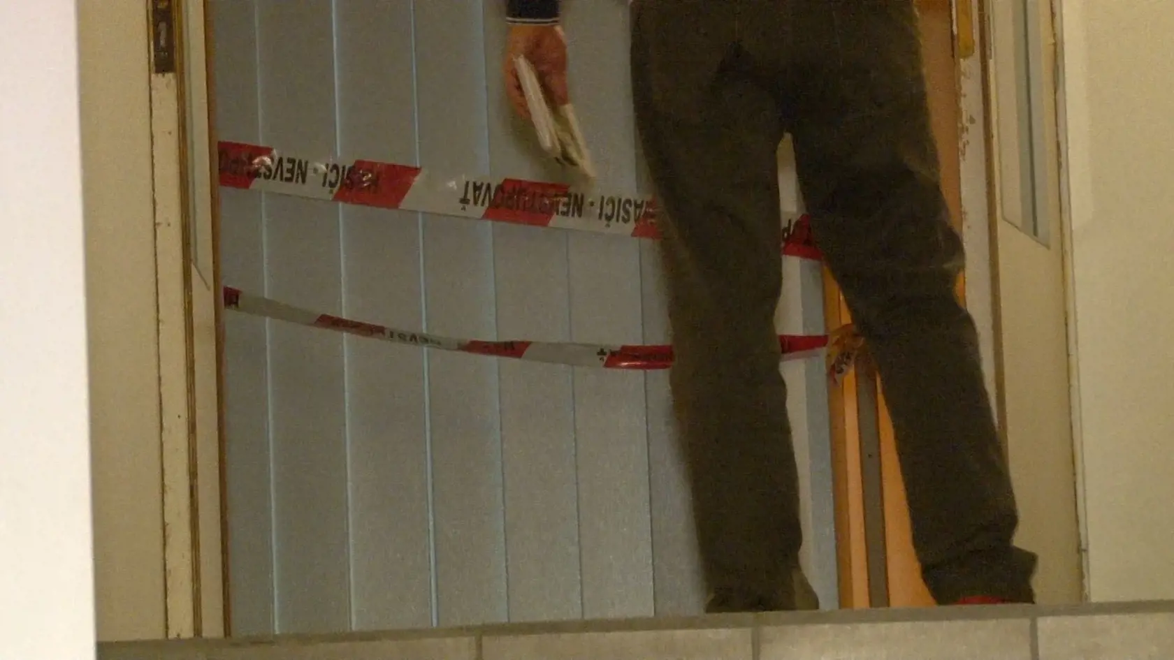 Výťah, ktorý šiel opravovať výťahár bol podľa domácich v prevádzke približne tri mesiace.