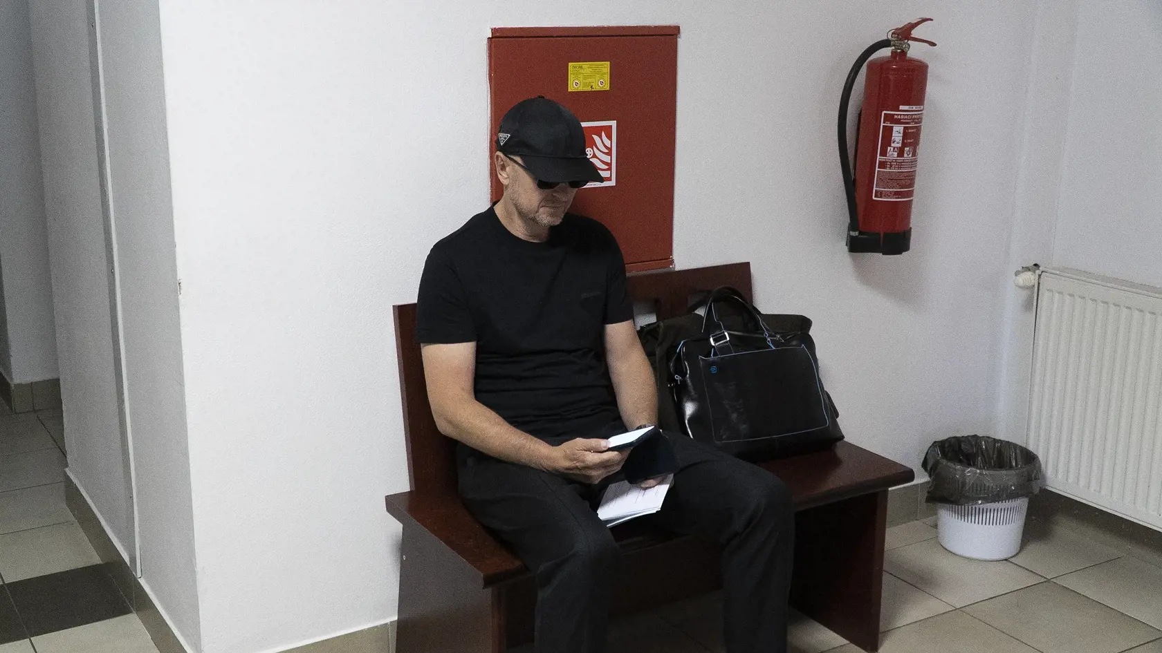 Zoroslav Kollár na Špecializovanom trestnom súde spolu so svojím advokátom.