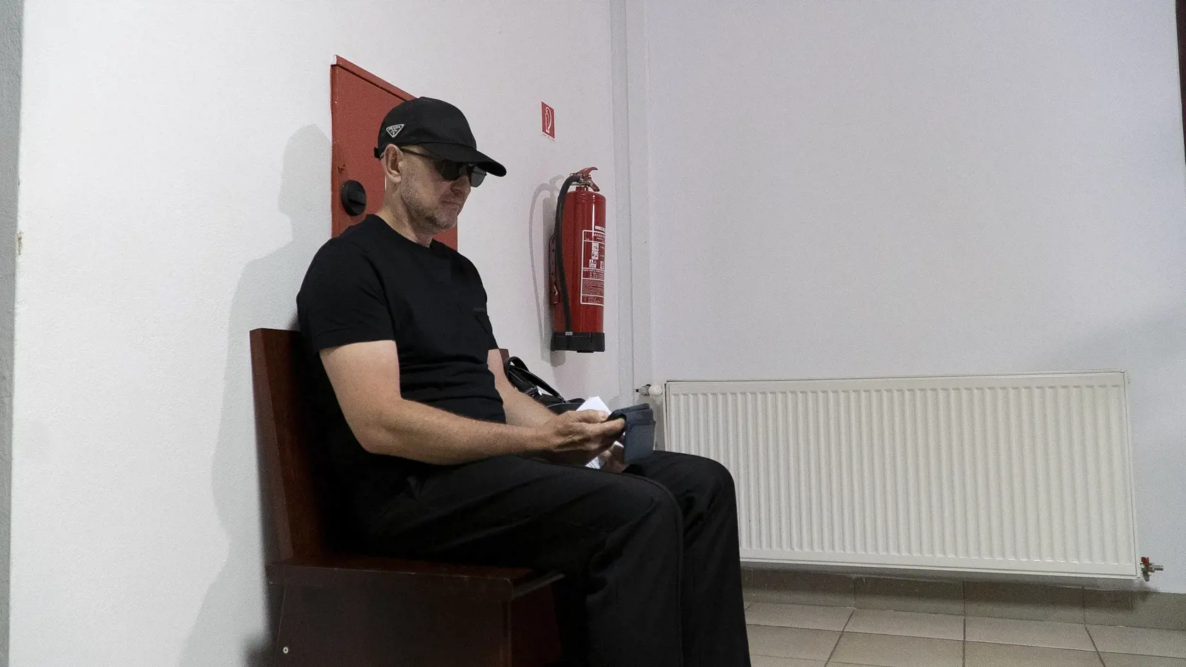 Zoroslav Kollár na Špecializovanom trestnom súde spolu so svojím advokátom.