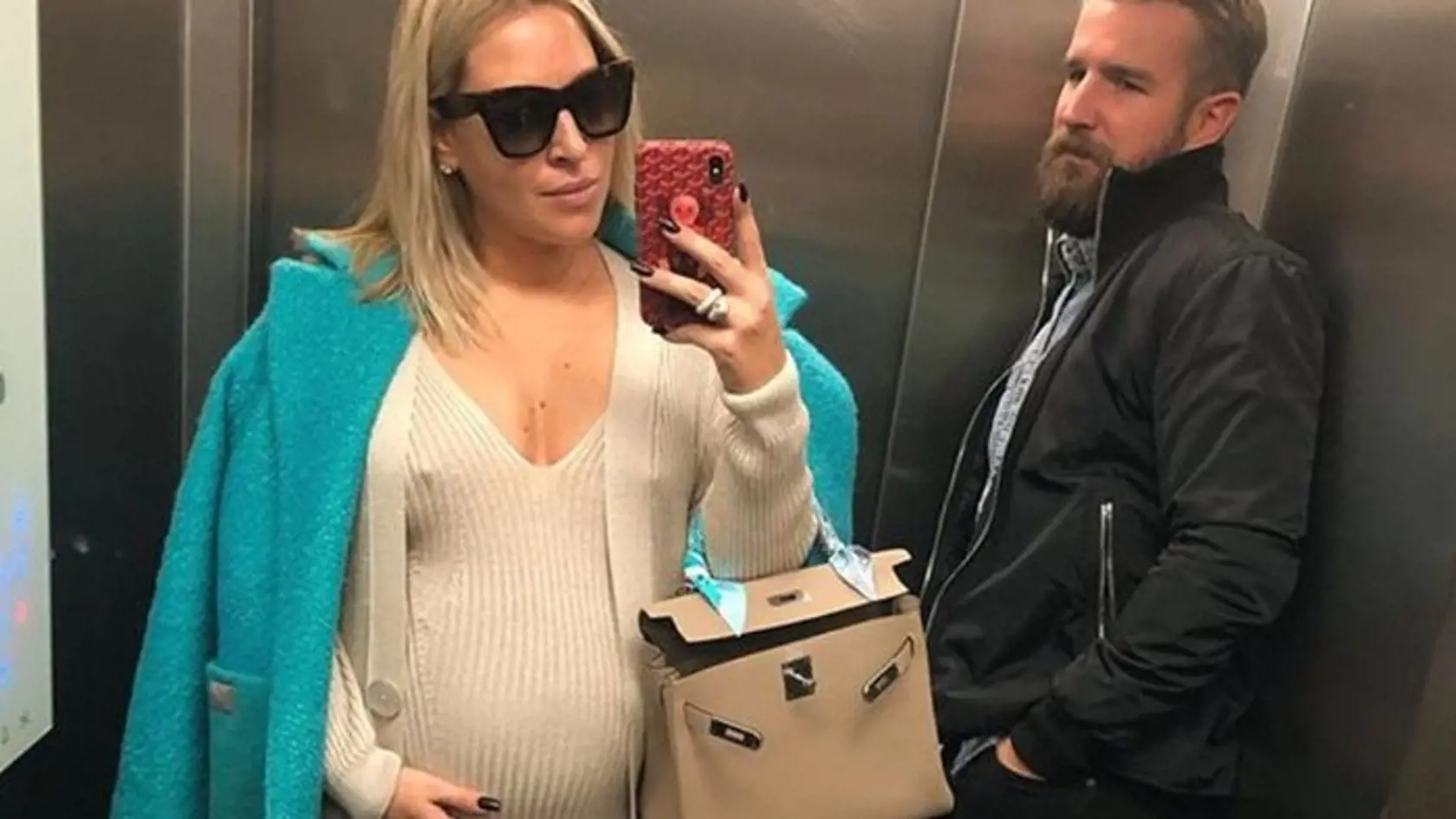 Cibulková s obľubov pridáva na sociálne siete pikantné zábery. Tie sa častokrát nestretnú s pochopení viacerých ľudí.