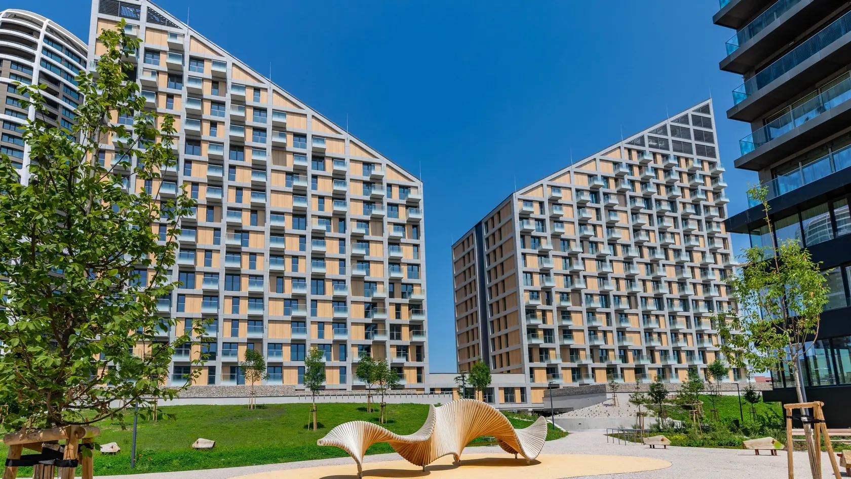 Metropolis sa stal plnohodnotnou súčasťou nového centra mesta