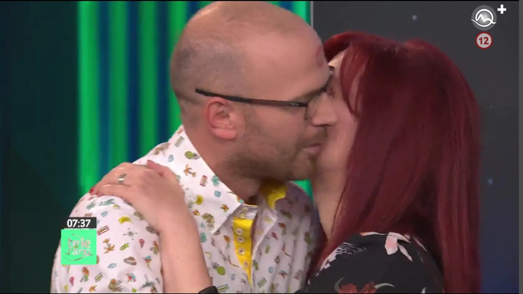 V Teleráne sa všetci lúčili so Števom Eiselem. 