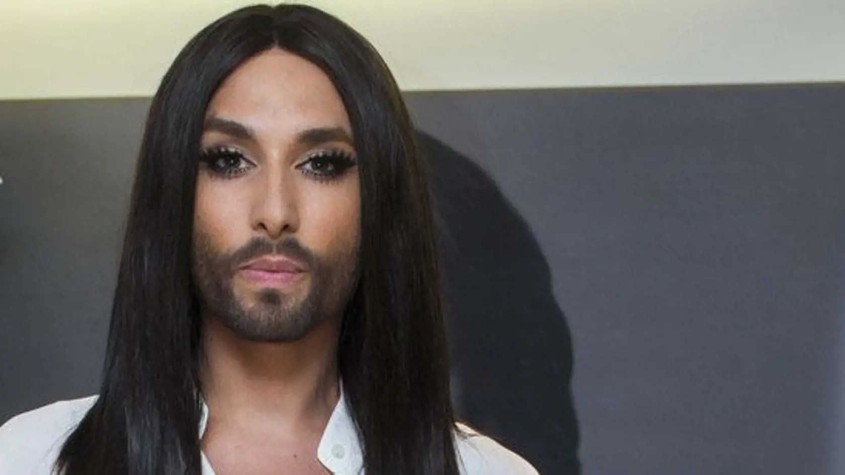 Conchita je len akési alter ego Thomasa Neuwirtha. 