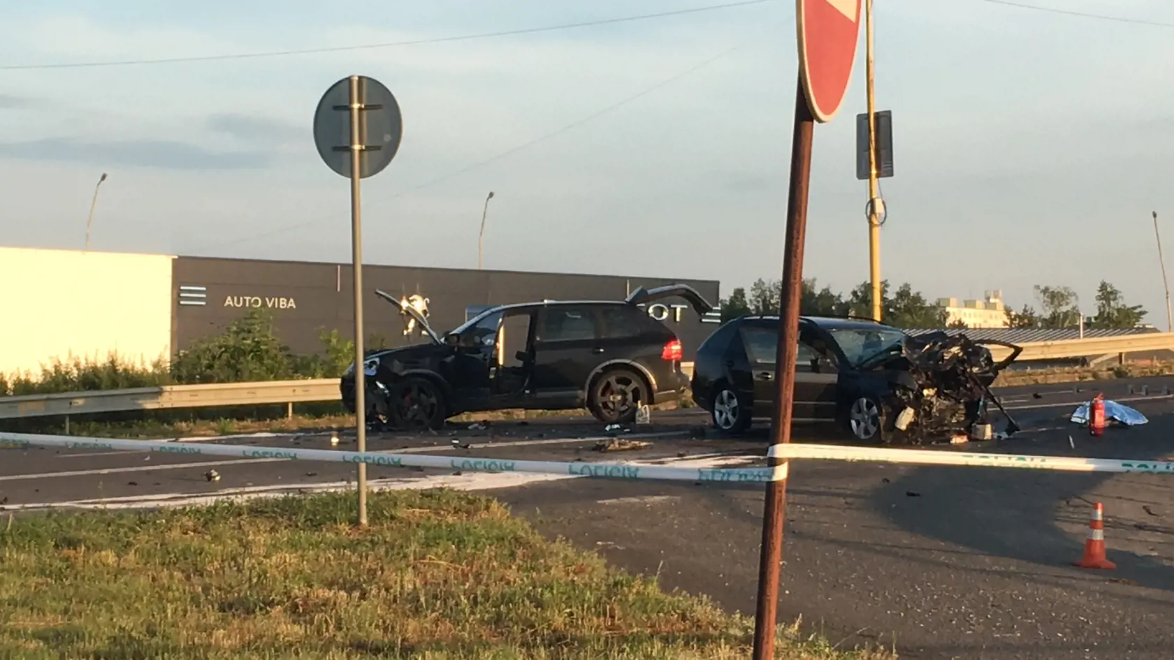 Pri zbytočnej nehode zahynuli dvaja nevinní ľudia.