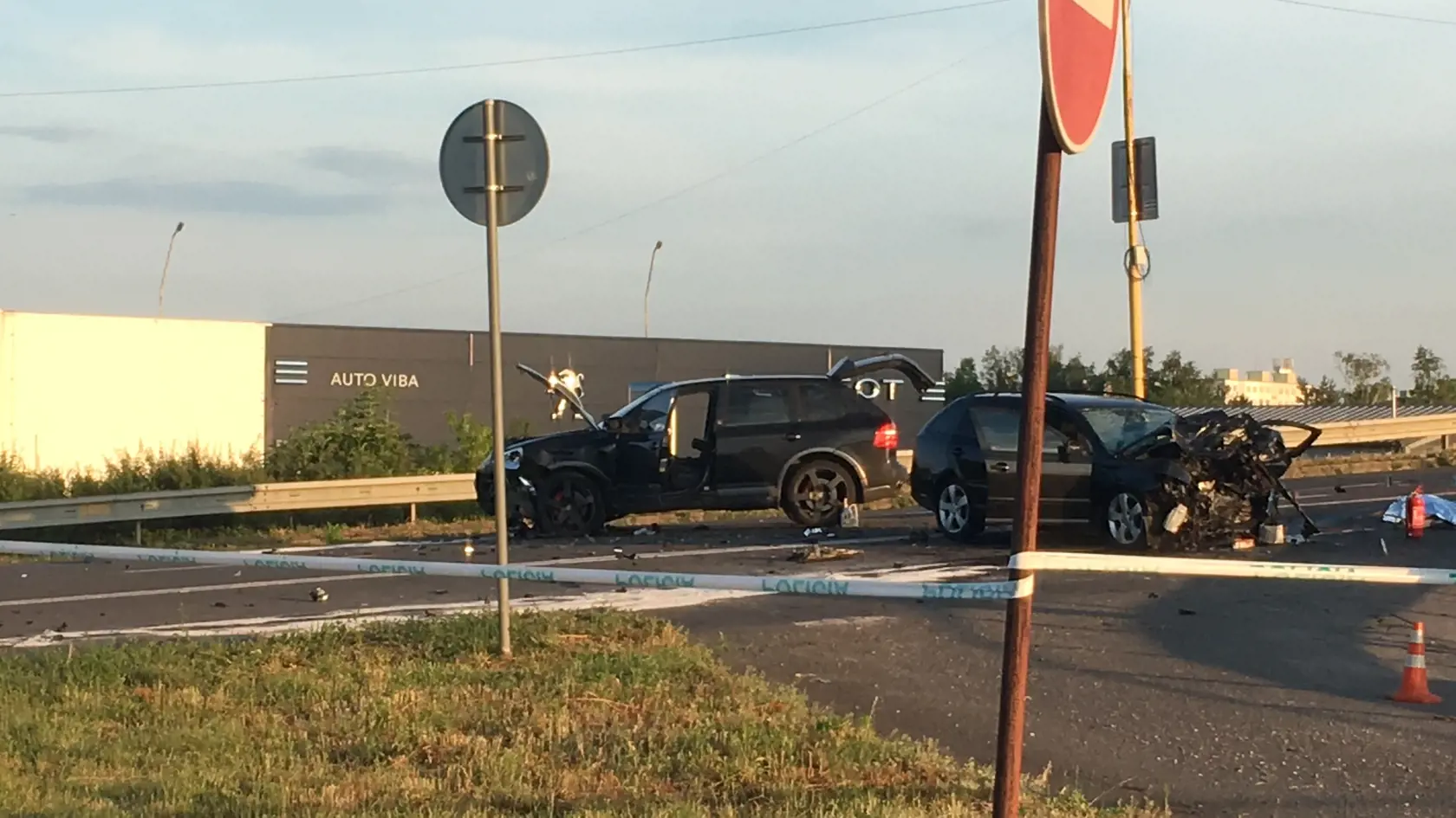 Pri zbytočnej nehode zahynuli dvaja nevinní ľudia.