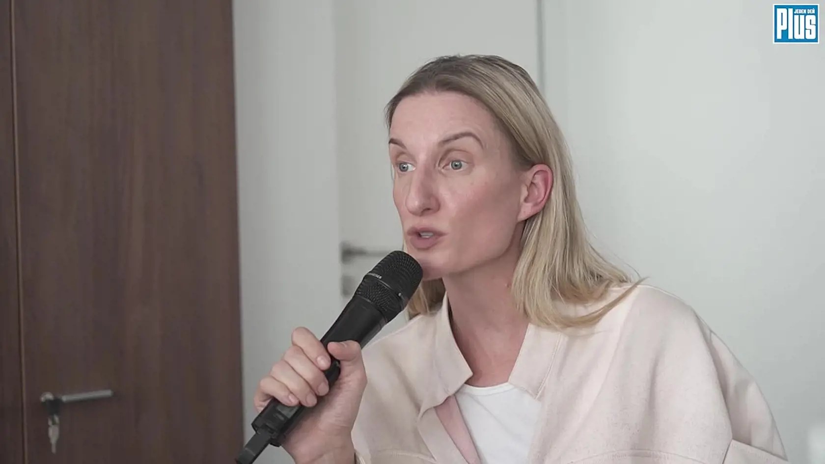Adela Vinczeová v tom má jasno. Syn Max zrejme pôjde do špeciálnej zmiešanej škôlky.