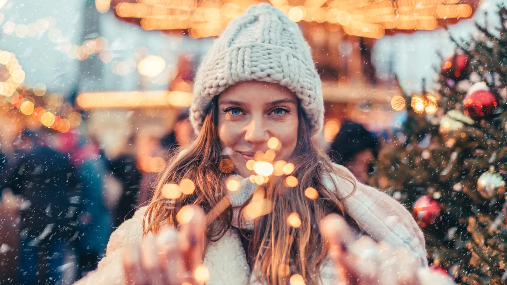 Girl,Walking,In,Christmas,Market,Decorated,With,Holiday,Lights,In