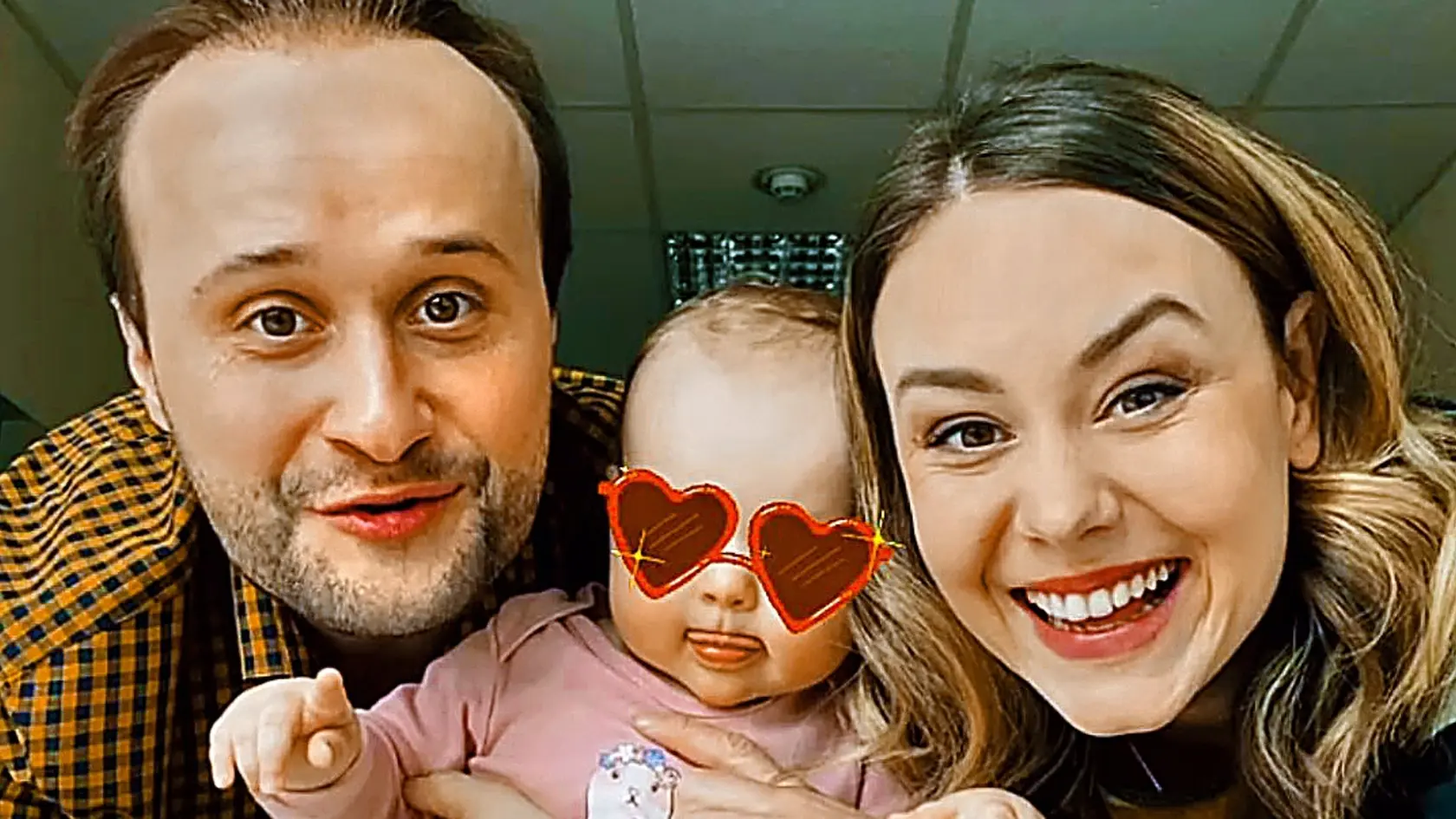 S partnerom Danielom Fisherom vychovávajú dcérku Maiu.