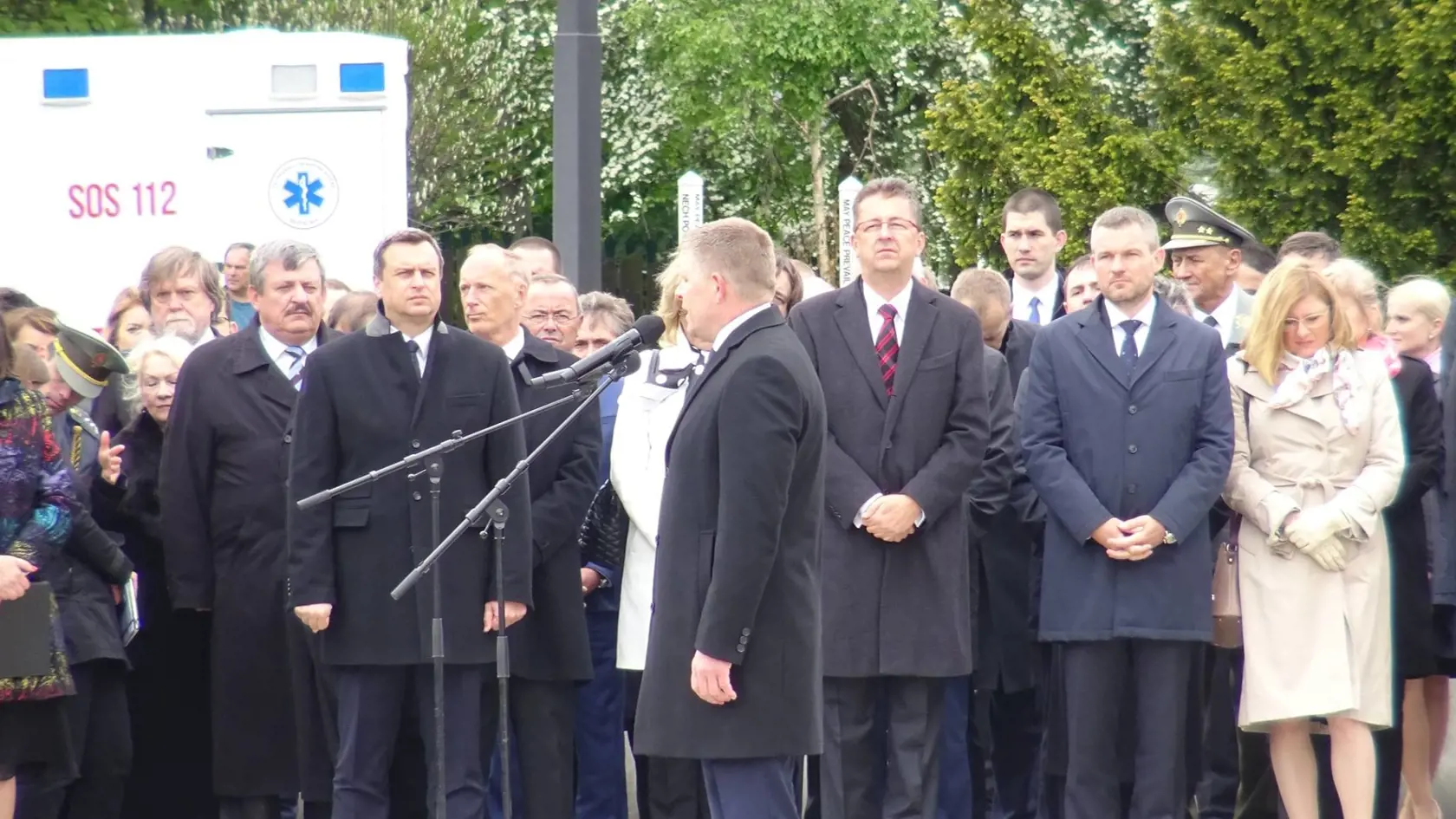 Sestra bude po novom brať takmer toľko, čo jeho šéf.