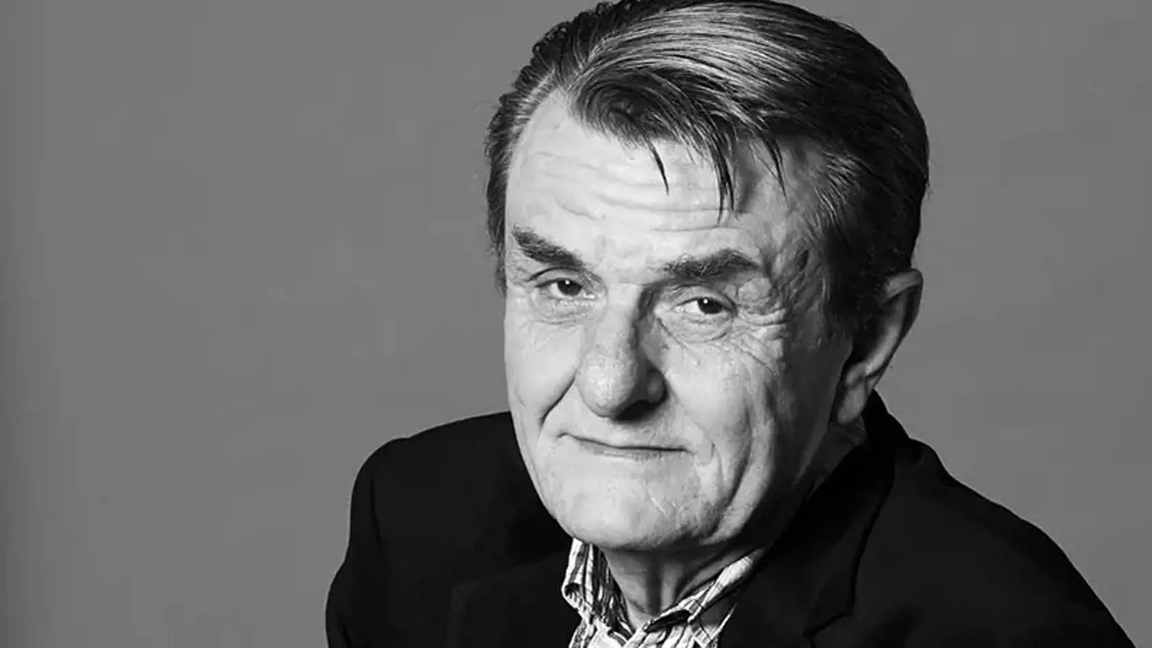 Vo veku 75 rokov zomrel vo štvrtok český herec Jiří Plachý mladší.