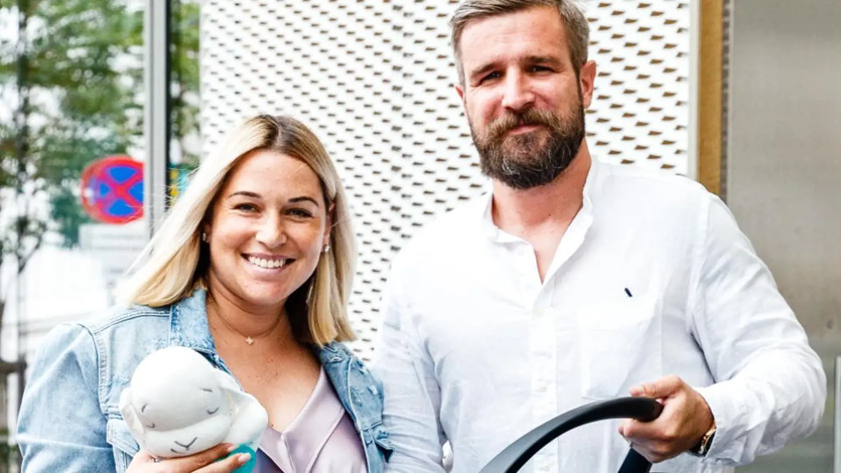 Dominika Cibulková a jej manžel Michal Navara sa tešia z prvého dieťaťa.