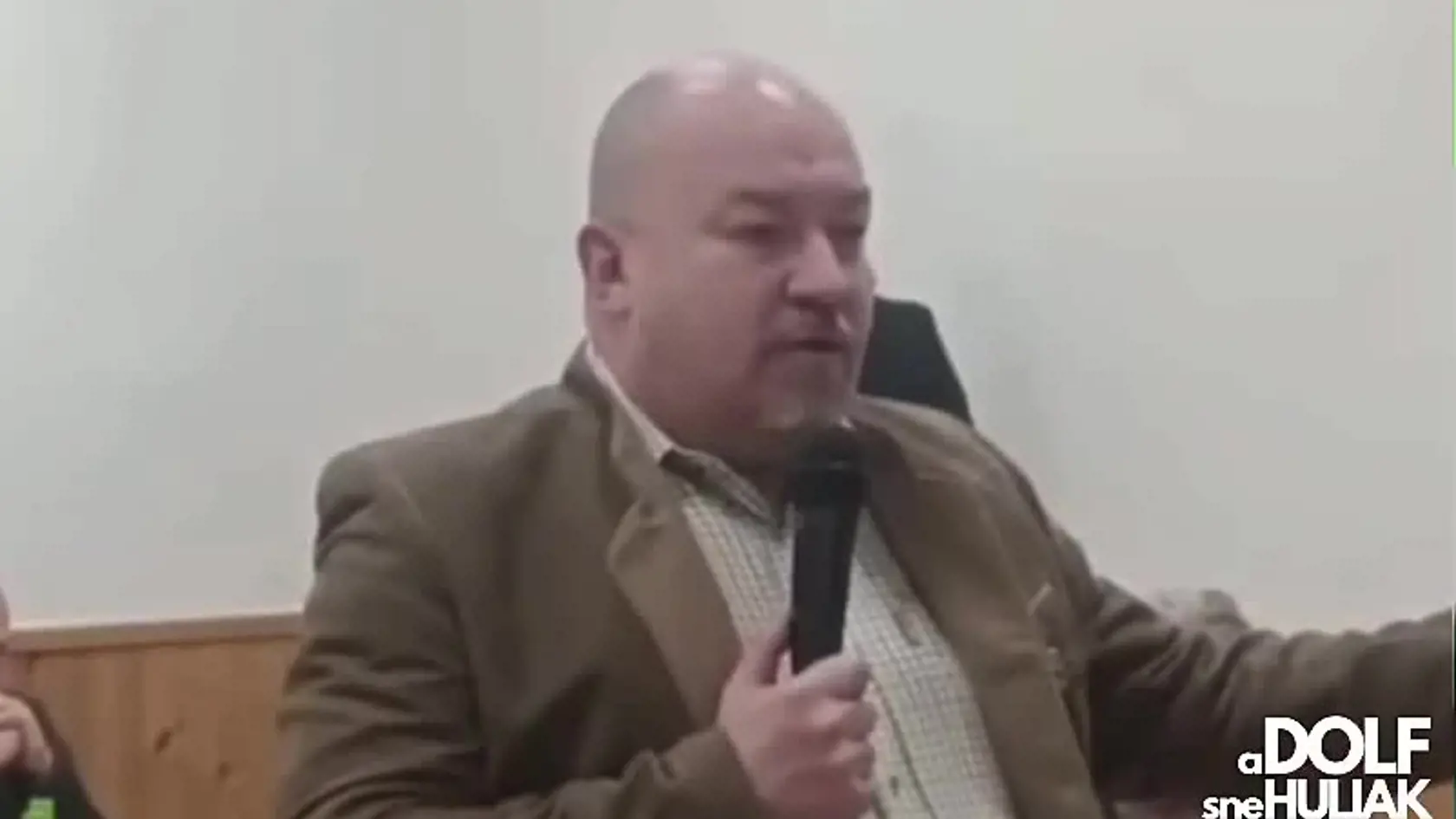 Rebelujúci poslanec Rudolf Huliak vysvetľuje, prečo musel odísť zo SNS.