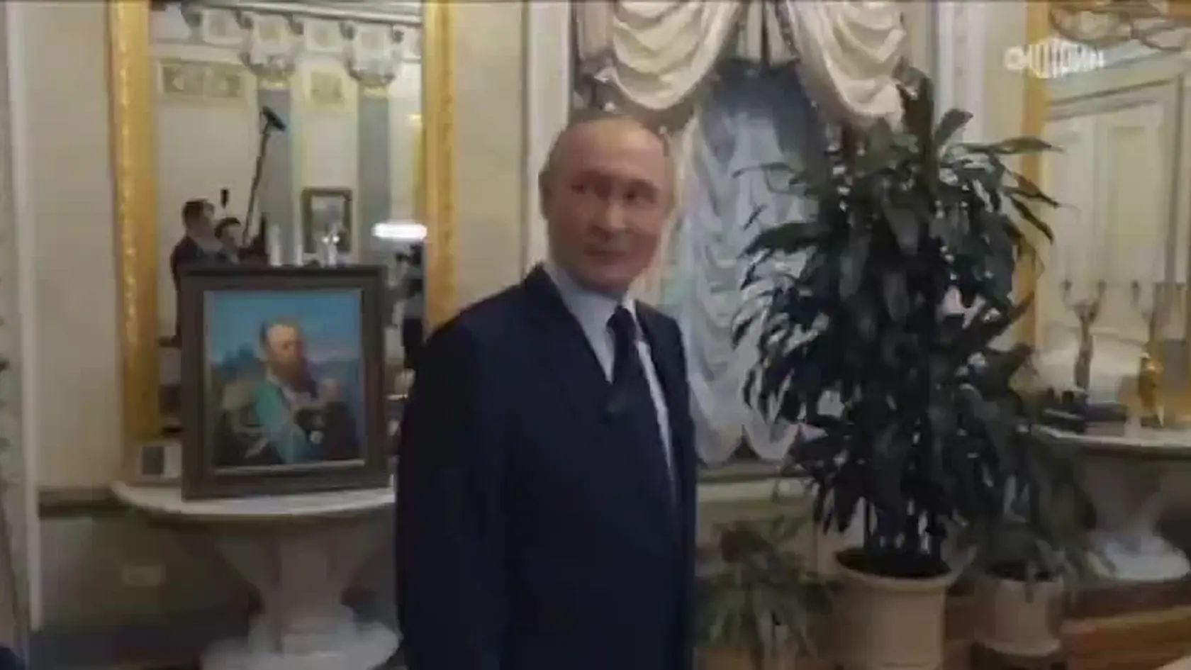 Ruský prezident Vladimir Putin umožnil ruskej štátnej televízii nahliadnuť do jeho apartmánu v Kremli.