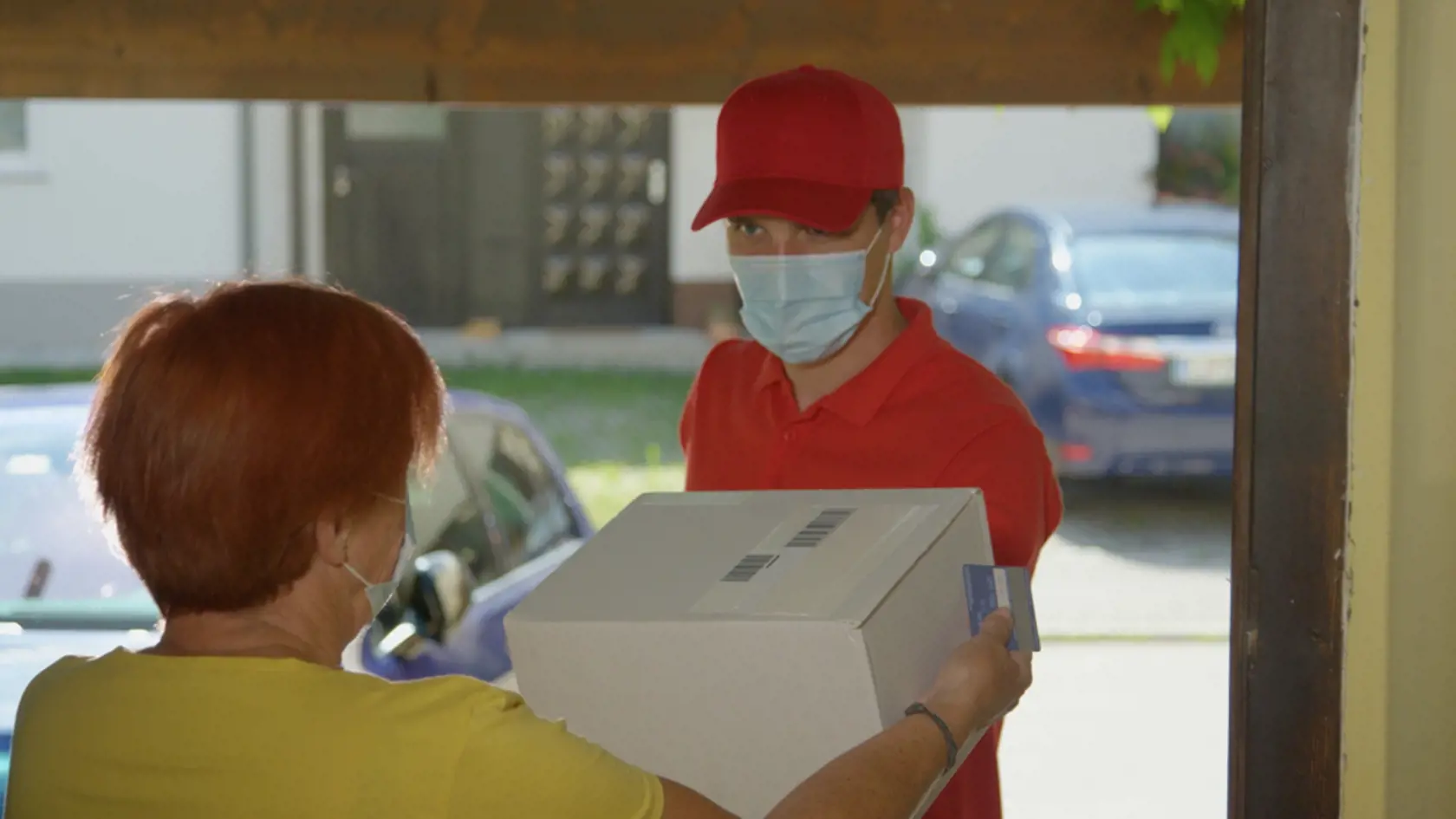 Lacné nákupy z e-shopov mimo EÚ sa od 1. júla predražia.