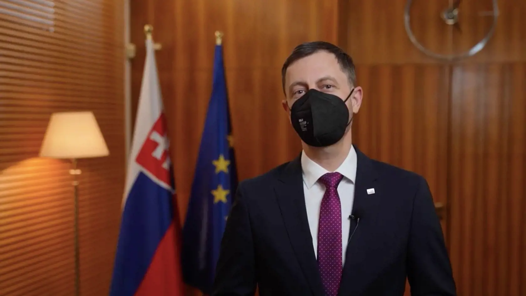 Na stretnutí sa hovorilo o tom, že vyšetrovanie niektorých veľkých korupčných káuz môže byť zmanipulované. Iniciátorom schôdzky bol predseda vlády Eduard Heger.