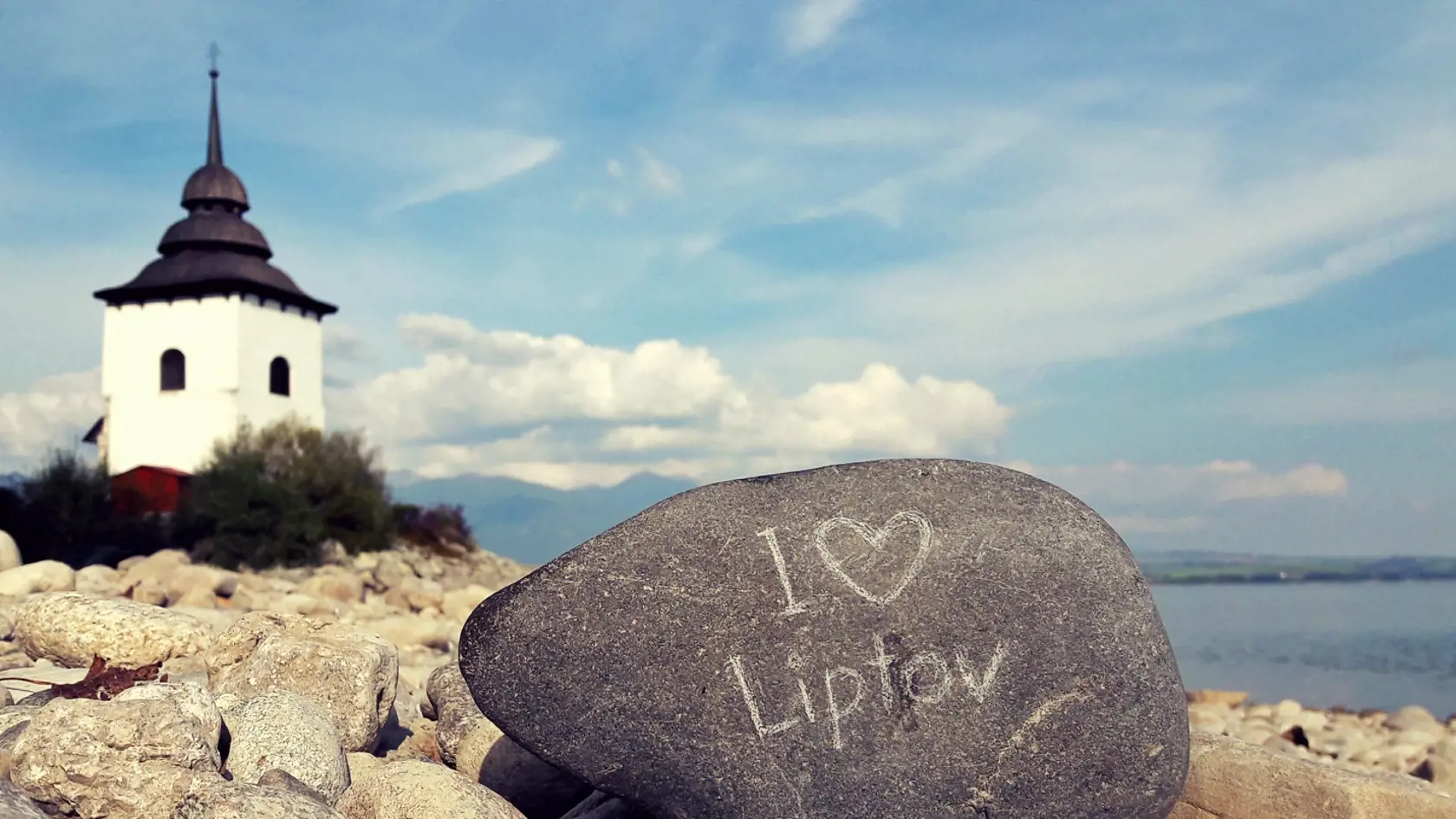 Z ubytovania si najčastejšie turisti vyberajú chaty, chalety a menšie ubytovacie zariadenia.
