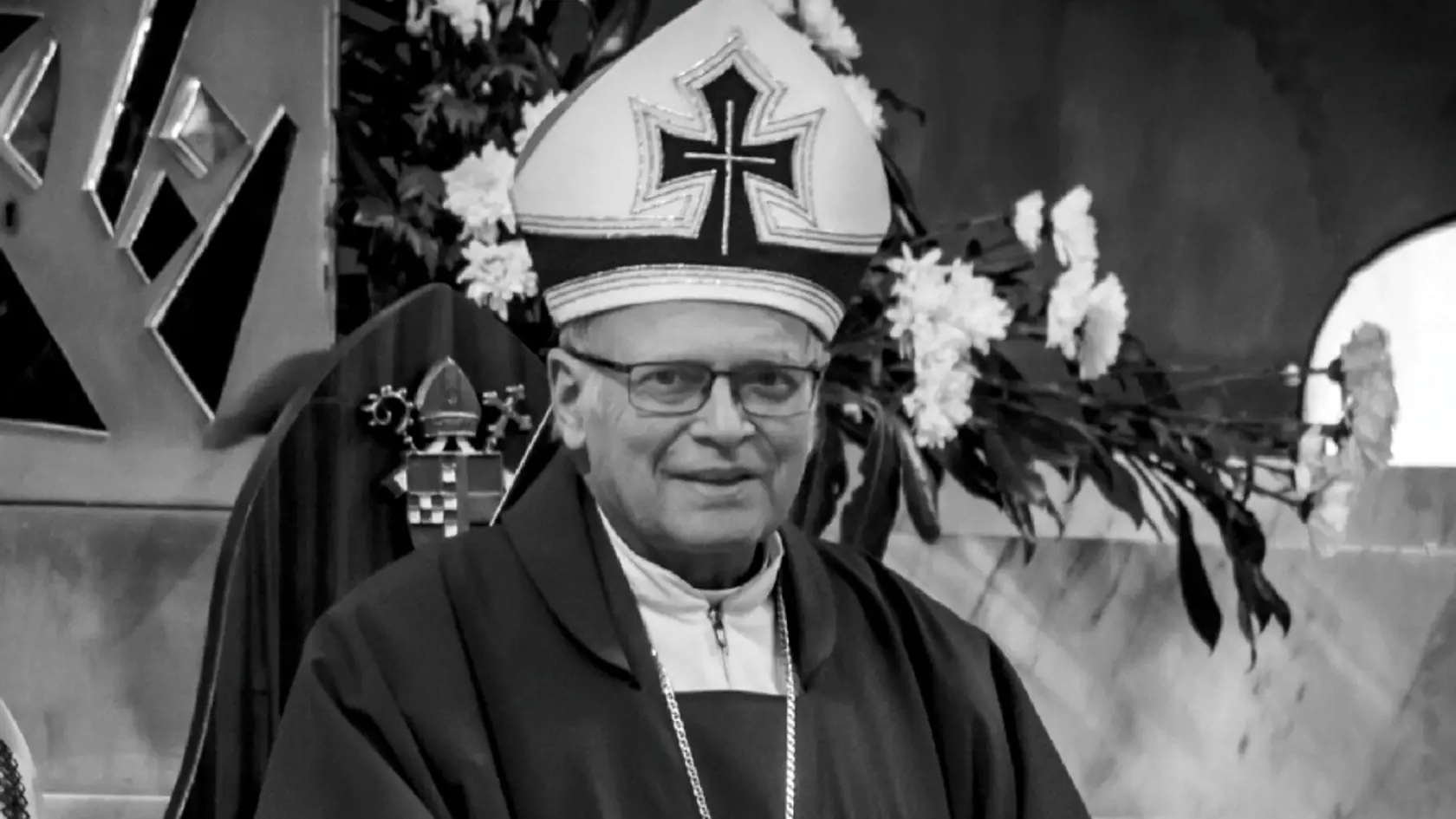 Vo veku 74 rokov zomrel vo štvrtok biskup ostravsko-opavskej diecézy František Lobkowicz.