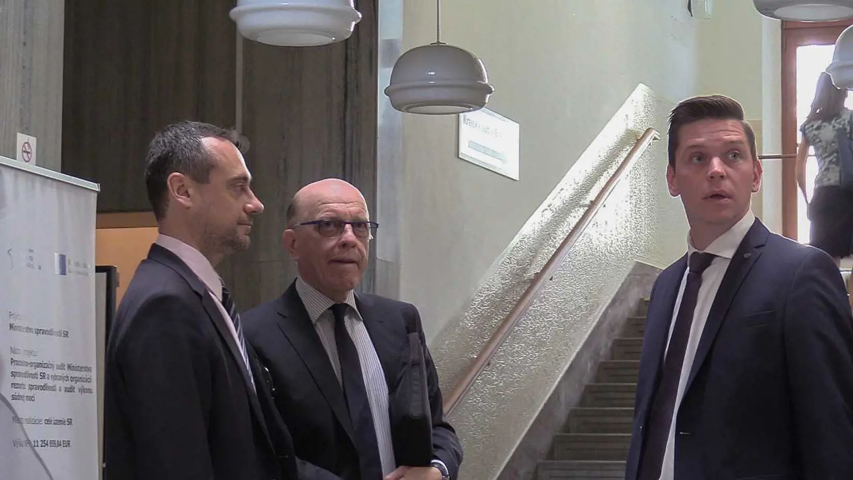 Filip Rybanič, Alojz Baránik a Jozef Rajtár po pojednávaní, na ktorom dostal Rybanič podmienečný trest na 3 roky.