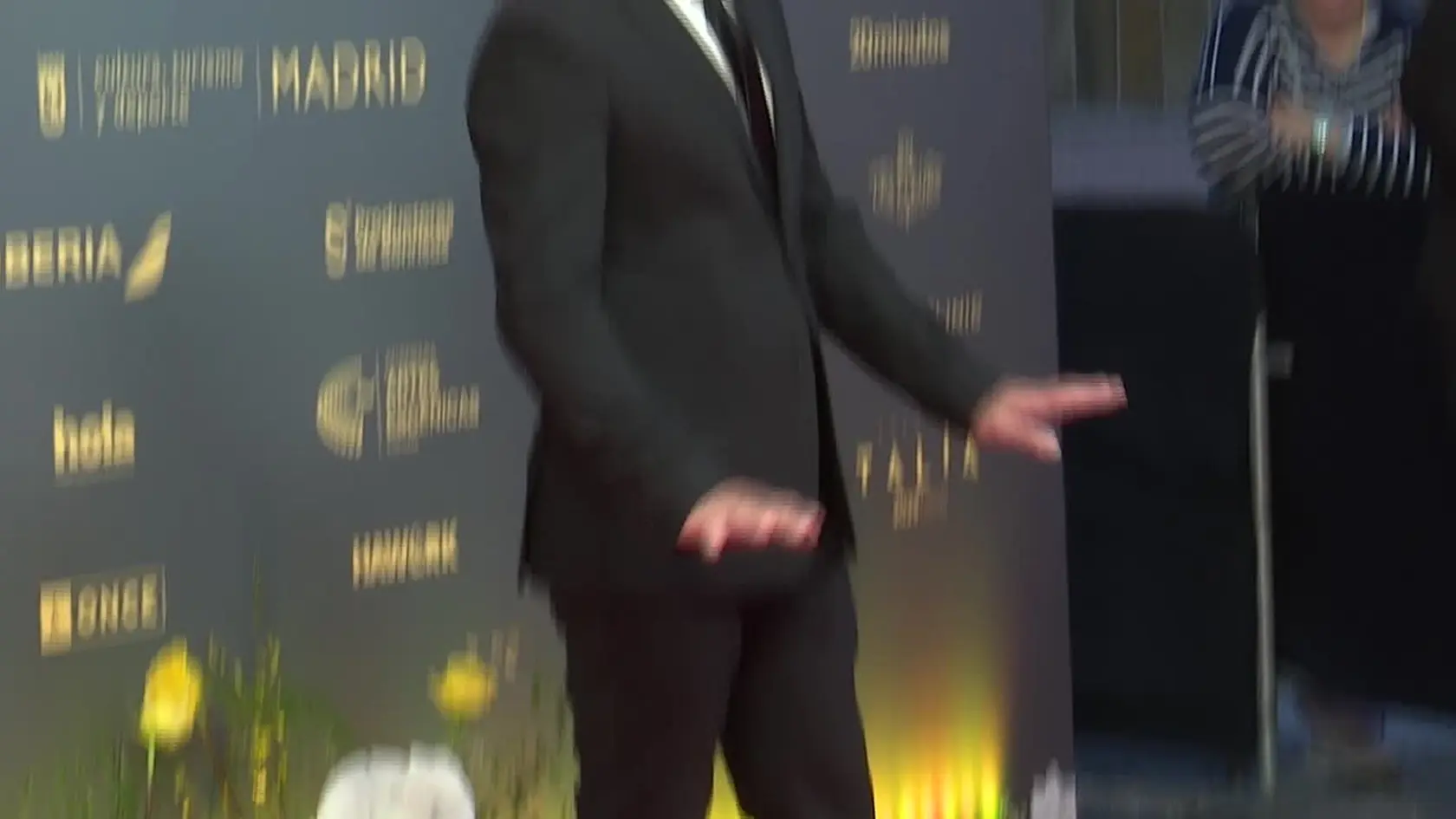 Španielsky herec dokonca v 65-ke odmieta spomaliť. Antonio Banderas vstupuje do novej dekády života silnejší než kedykoľvek predtým – s nádejnými filmami, rozbehnutými divadelnými projektmi i dennou rutinou, ktorá by mohla inšpirovať každého.