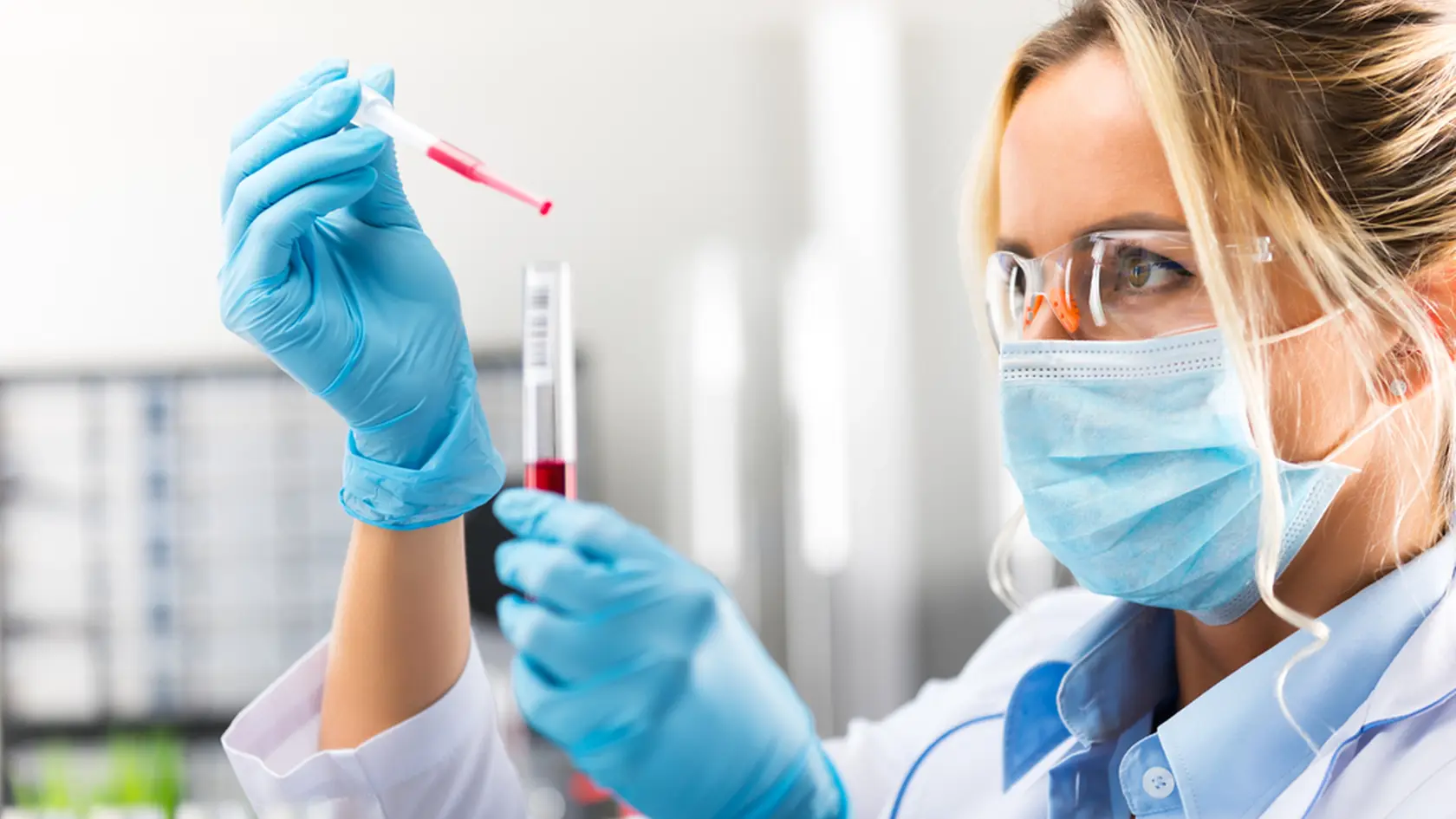 Vedci vyvinuli test, ktorý z kvapky krvi určí ako ste na tom so starnutím, ako dobre budete fungovať o 5 či 10 rokov, ak budete pokračovať v aktuálnom životnom štýle.