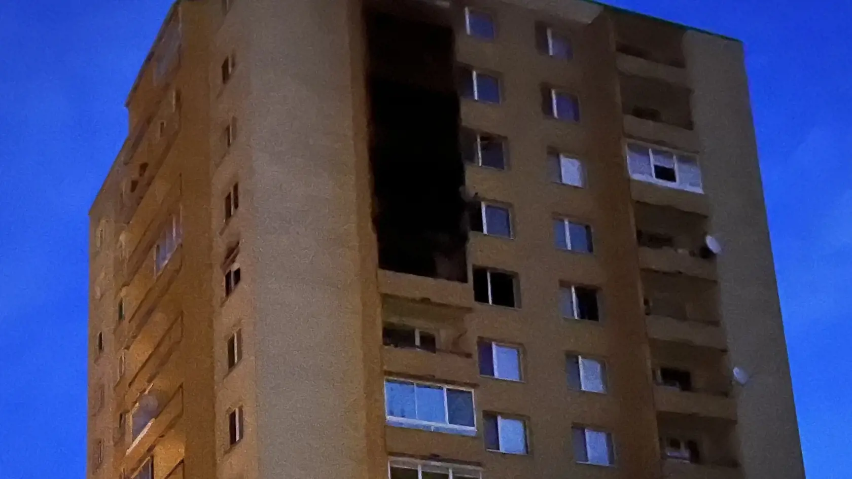 Panelák nadránom vyzeral desivo.