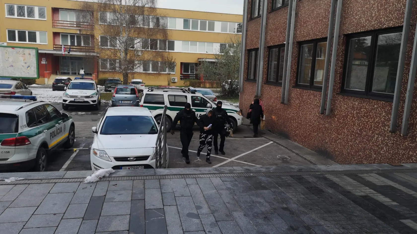 Medzi obvinenými je aj známa firma - Rudolf Z., mafián z 90-tych rokov.