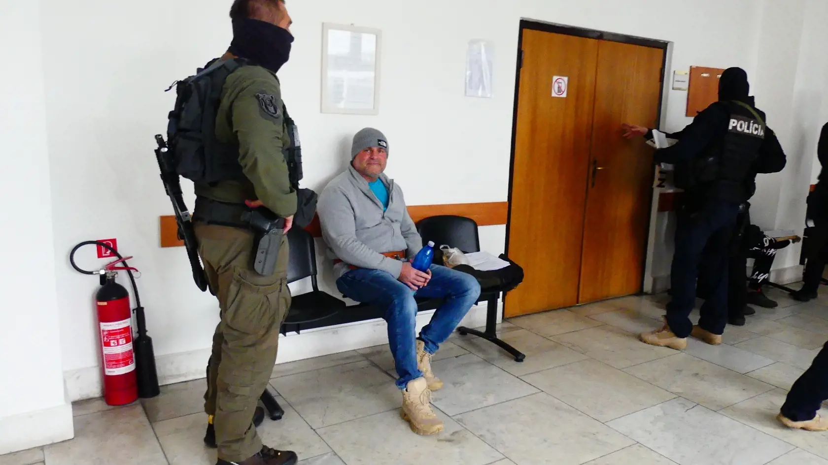 Rudolf Zúbek si odsedel trest za vraždu podnikateľa Chlebanu. Teraz sa opäť postavil pred sudcu.
