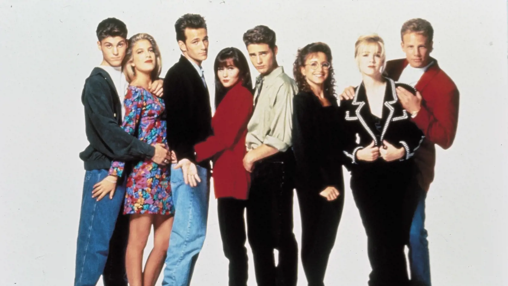Seriál Beverly Hills 90210 spôsobil v 90. rokoch celosvetový ošiaľ.