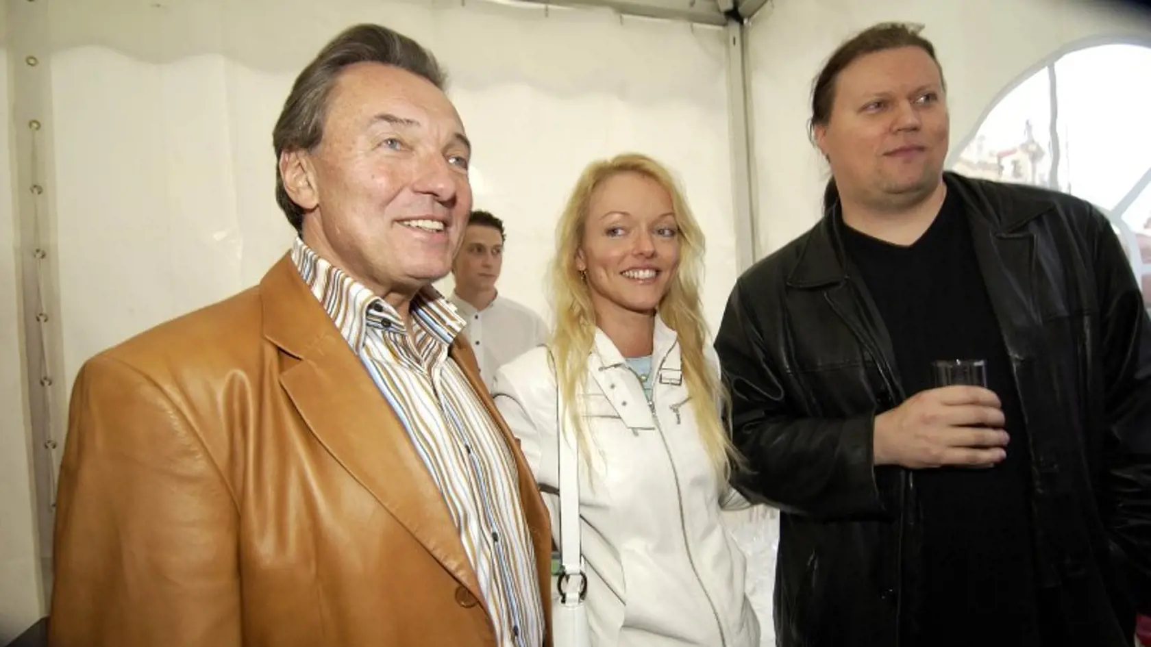 Prvých desať rokvo vzťahu Dominiky a Tima bolo v poriadku, ale potom prišlo peklo a Karel Gott dcéru pred ním varoval...