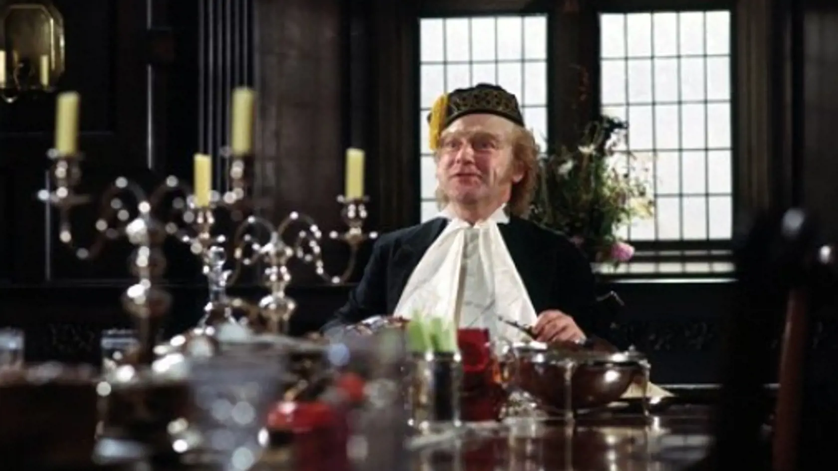 Kenneth Branagh vo filme 5 detí a TO