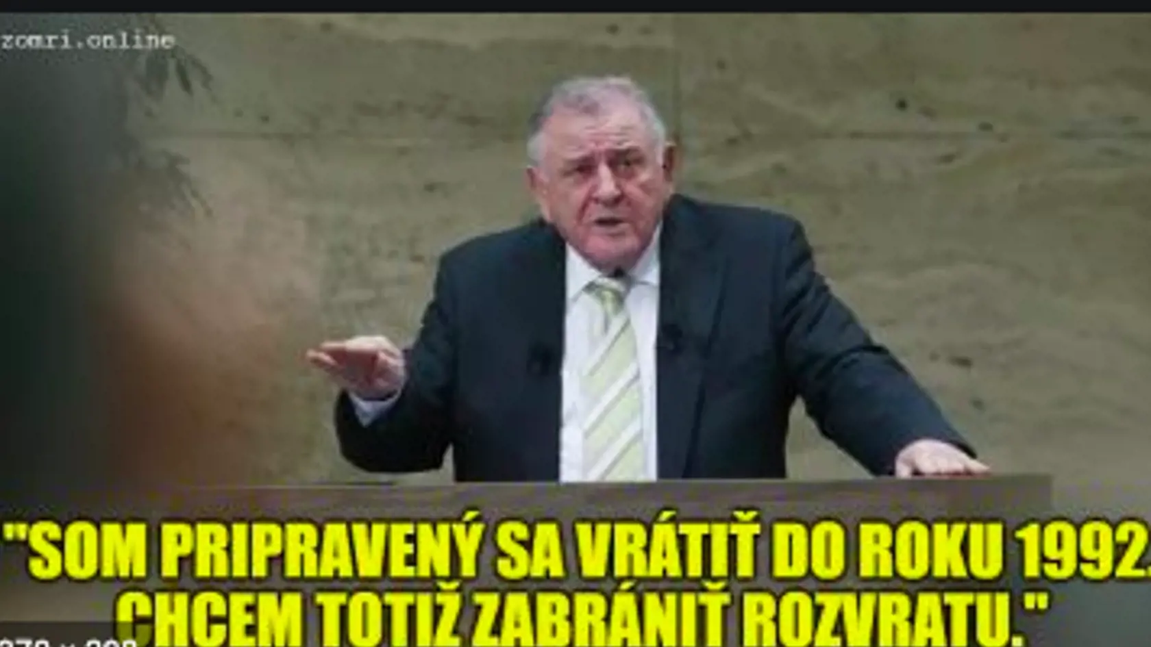Vladimír Mečiar bol prvým (1990 – 1991), tretím (1992 – 1994) a piatym (1994 – 1998) predsedom vlády Slovenskej republiky v 90. rokoch 20. storočia. Počas prvého desaťročia po nežnej revolúcii bol najpopulárnejším slovenským politikom. Často bol označovaný za populistu s autoritárskym správaním.