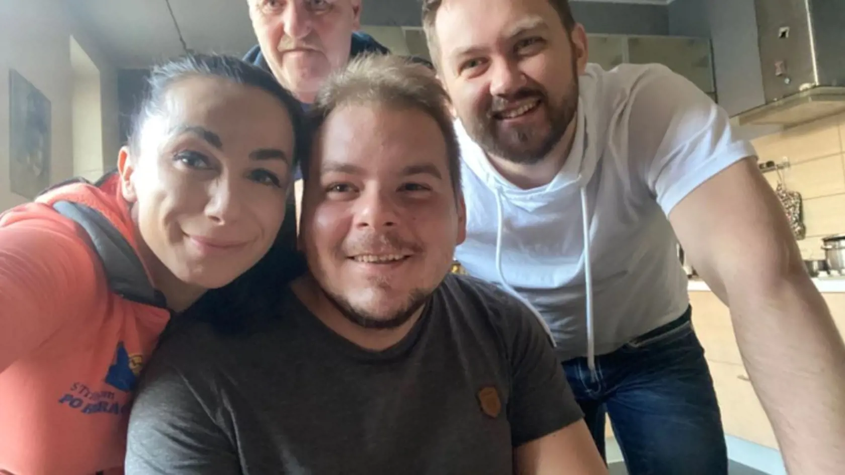 Na Ukrajine bol Viktor s kolegom Matejom Džadoňom. V nedeľu sa vrátili na Slovensko.