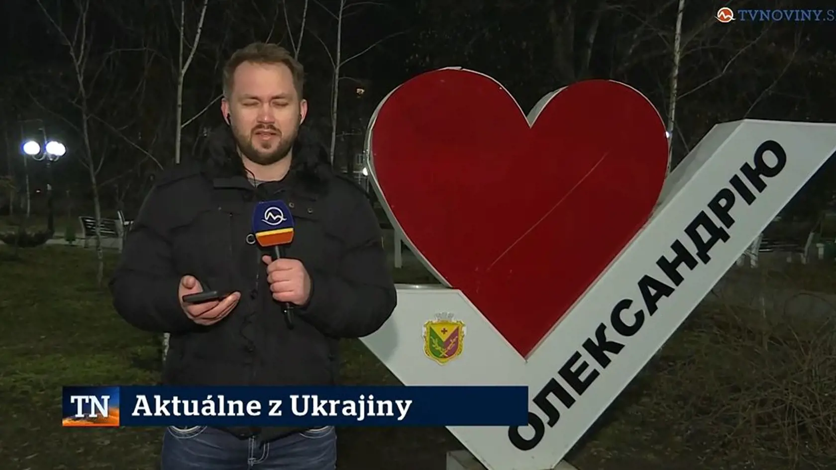 Na Viktora v živom vysielaní doľahla celá situácia a rozplakal sa.