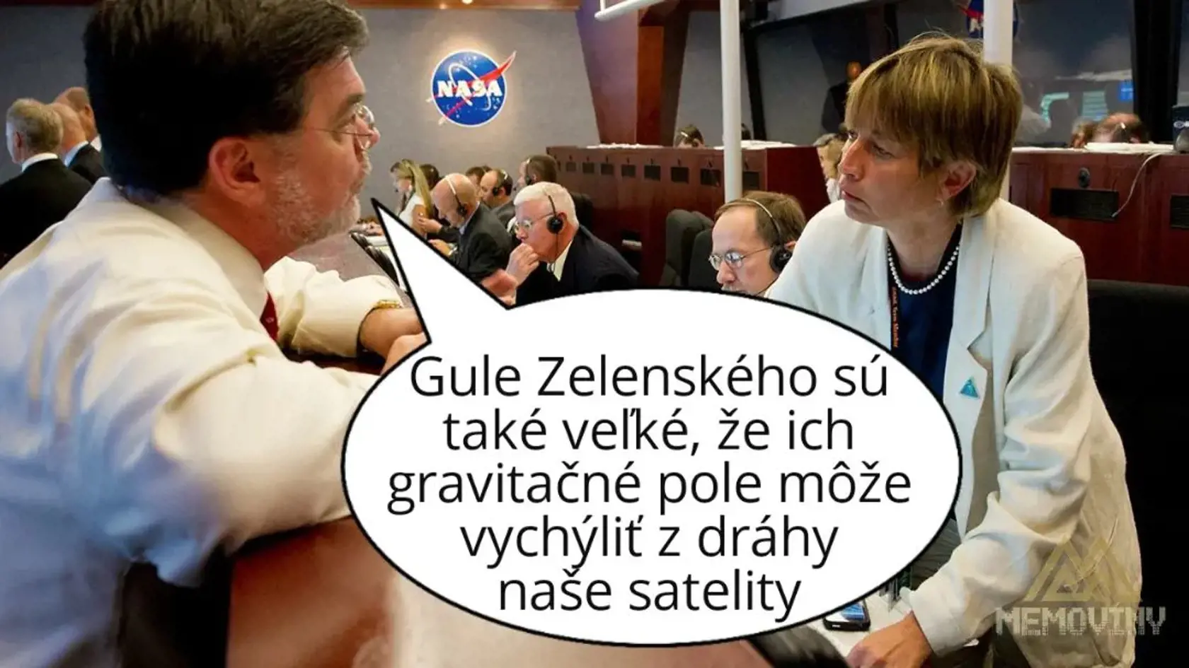 Ukrajinský prezident Volodymyr Zelenskyj Ukrajinu neopustil, aj keď mal tú možnosť.
