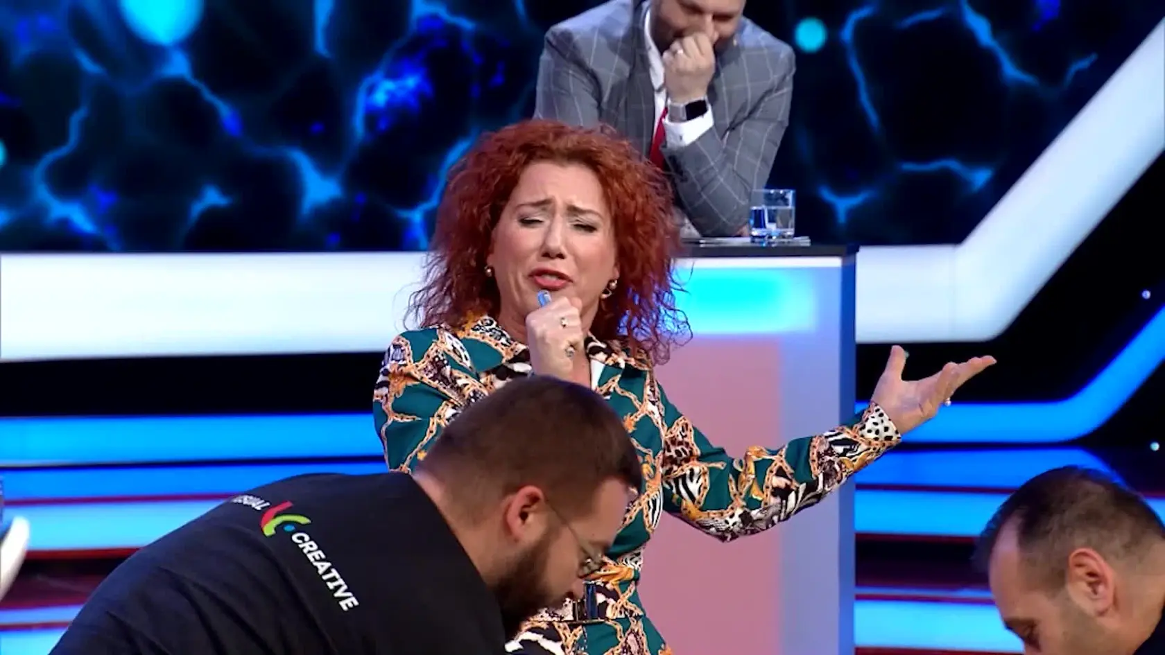 Muži prišli opraviť podlahu v štúdiu: Z toho, čo pri nich stvárala Dzúriková, ľudia plakali od smiechu
