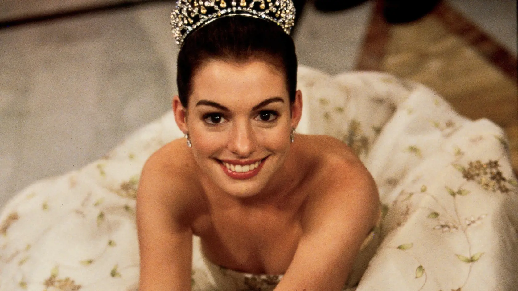 Anne Hathaway vo filme Denník princeznej.