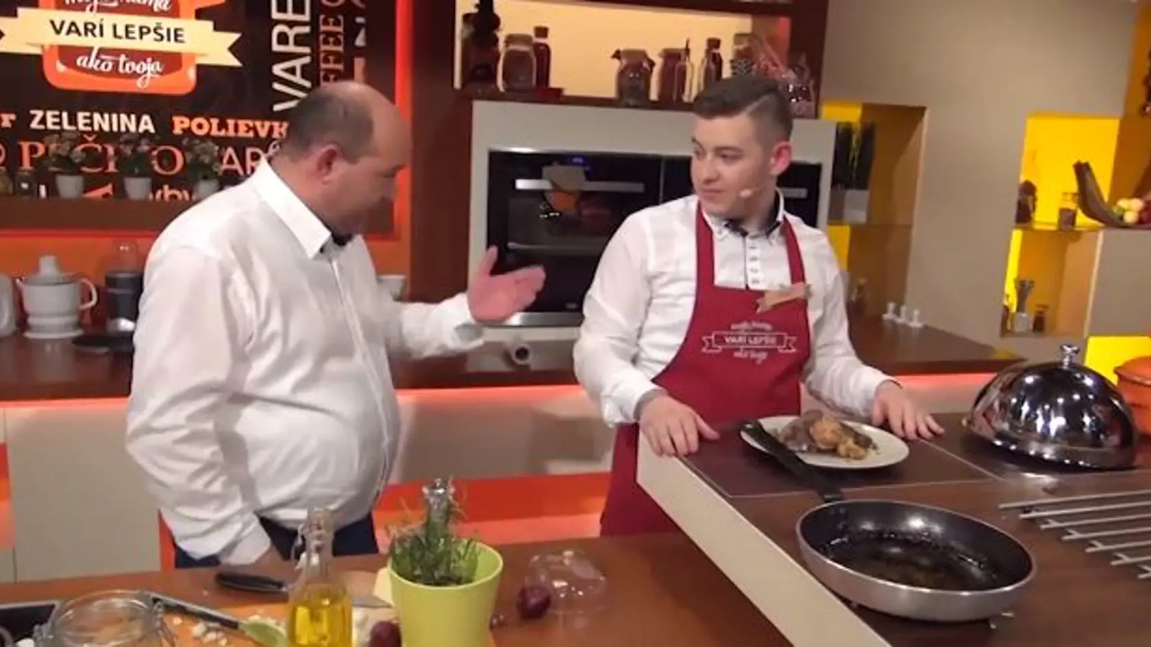 Vilo Habo v zákulisí nevydržal, pred kamerami spustil krik na manželku i na syna.