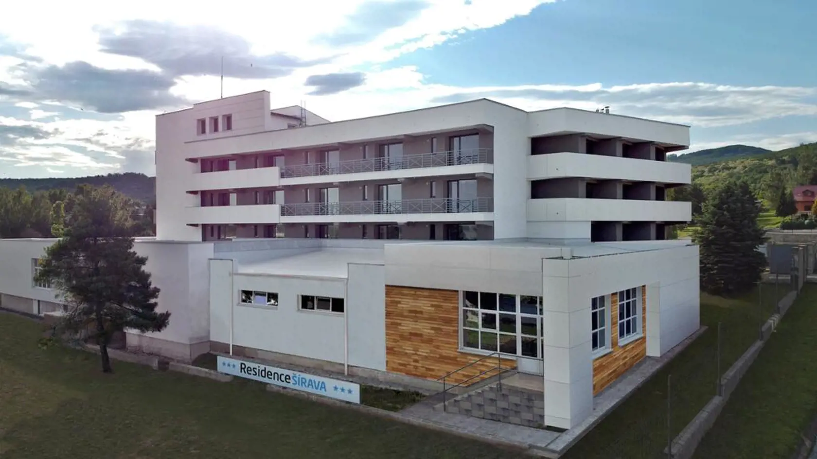 Apartmánový dom pri Šírave je úplne nový.