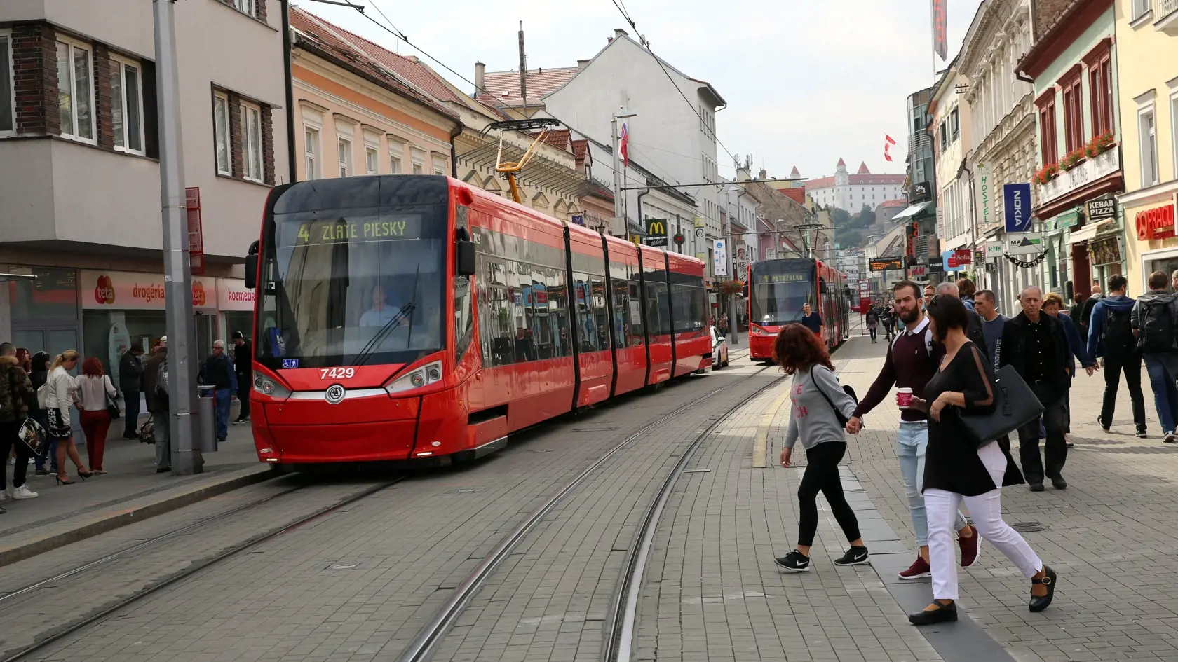Električky zo Špitálskej sú presmerované na Obchodnú ulicu.