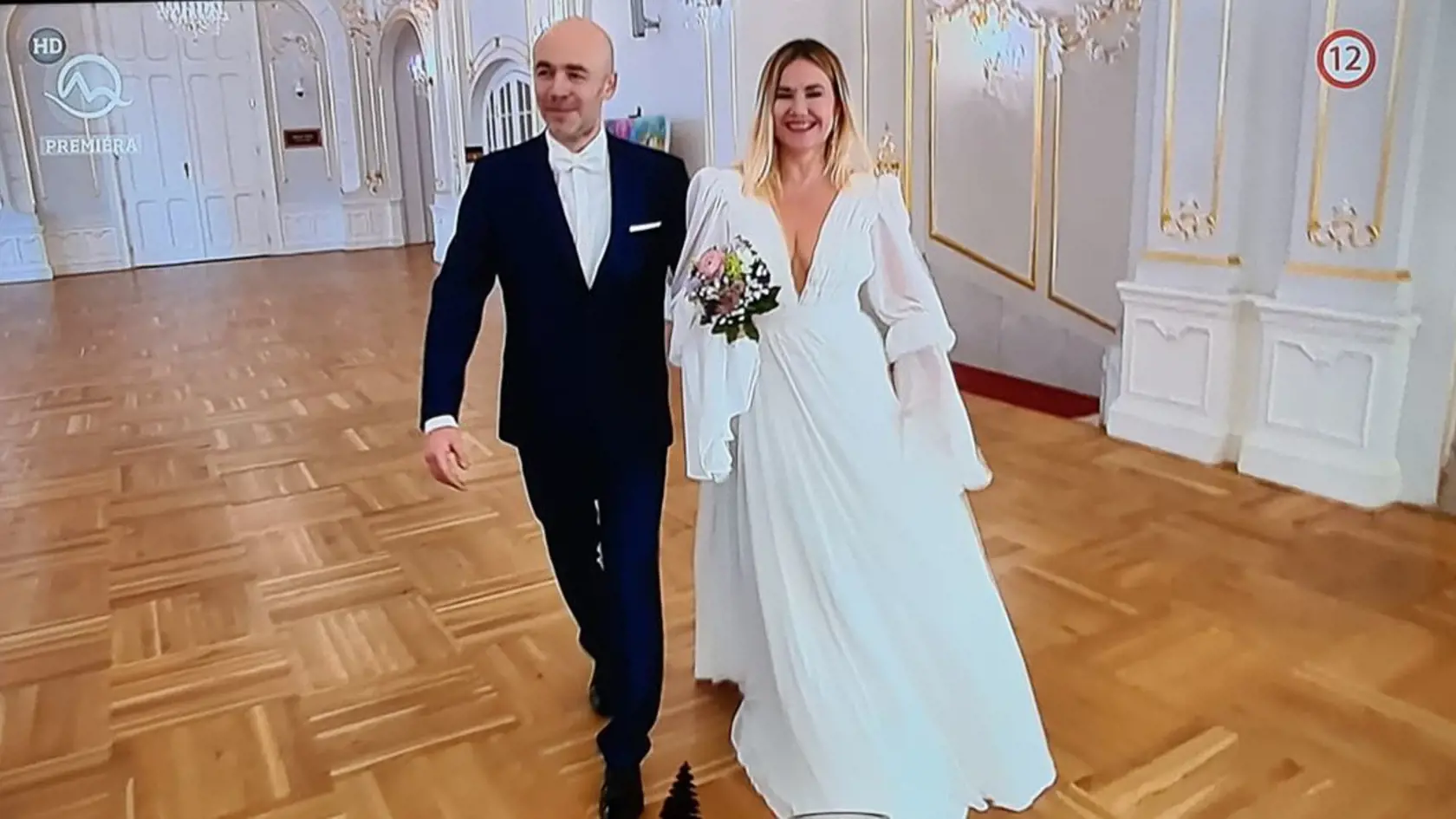 Február 2022: Zuzana Haasová sa tretíkrát vydala. Jej manželom je huslista Viliam.