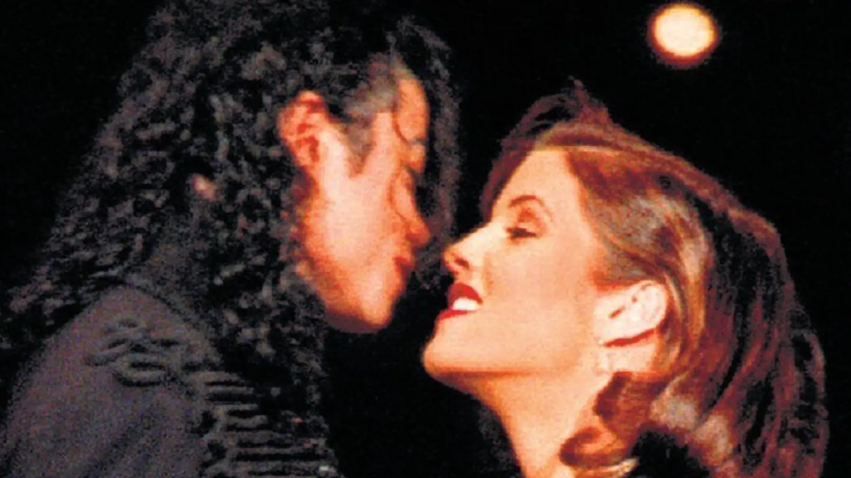 Michael s manželkou Lisou Marie Presley