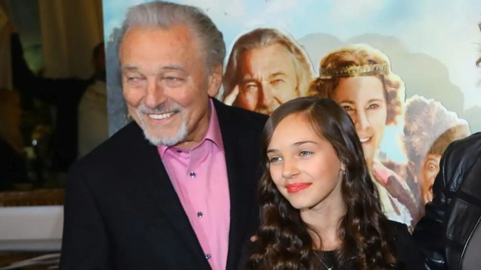 Karel Gott, Charlotte Gottová: Charlottka zdedila po otcovi podobu aj talent, teraz od nej všetci očakávajú, že bude speváčkou ako jej otec.