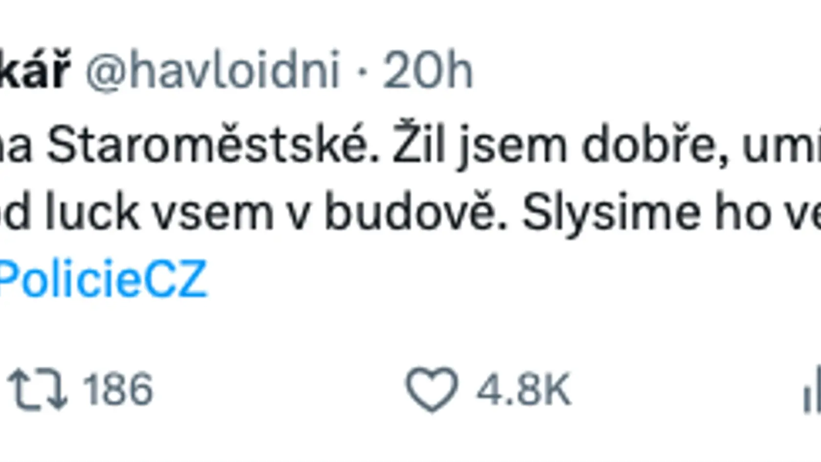 Svedkovia opísali streľbu v Prahe.